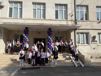 Празнично слово на директора Иванка Димитрова - Изображение 4