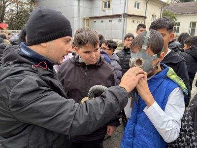 Учебна тренировка по евакуация при бедствия и аварии в ОУ „Христо Смирненски“ – гр. Добрич - Изображение 8